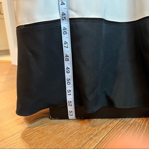 Chetta B Formal Gown, size 6 - Picture 9 of 11